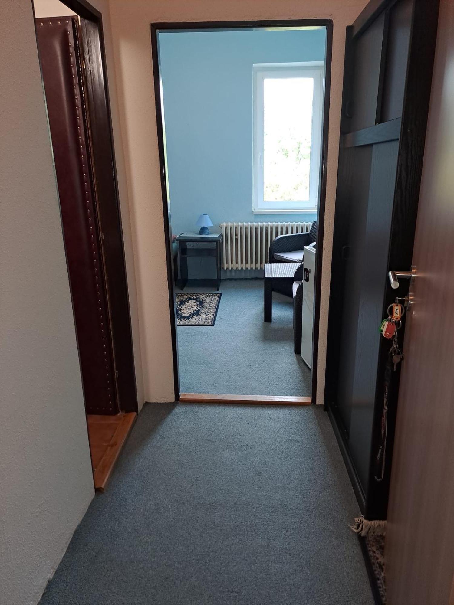 Hotel Kamenny Vrch Хомутов Екстер'єр фото
