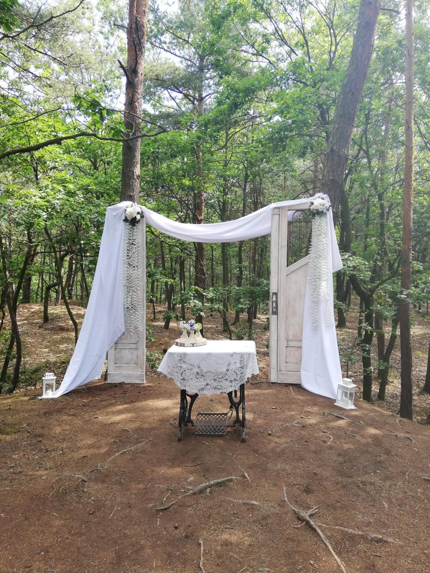 Hotel Kamenny Vrch Хомутов Екстер'єр фото